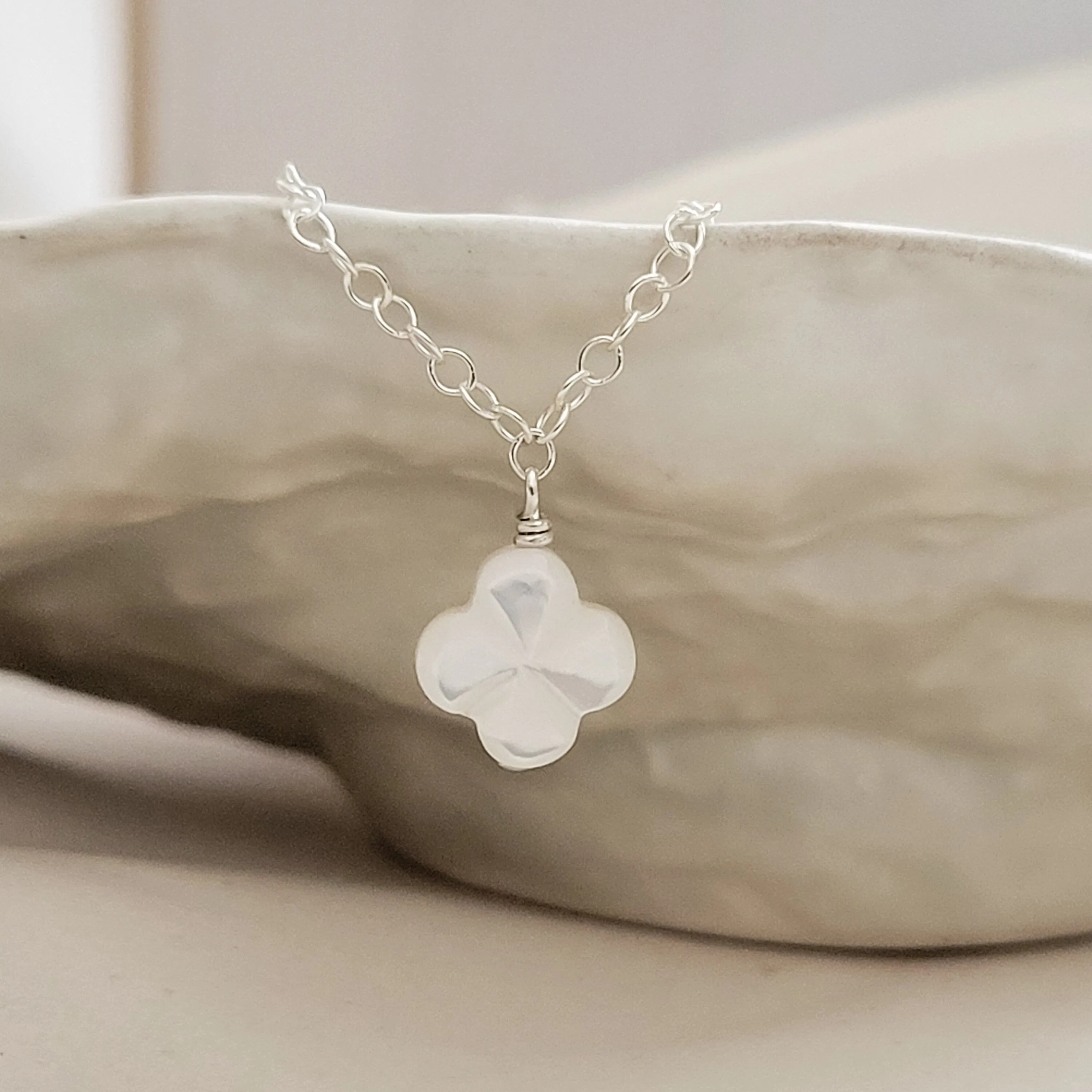 Dainty Mother of Pearl Necklace