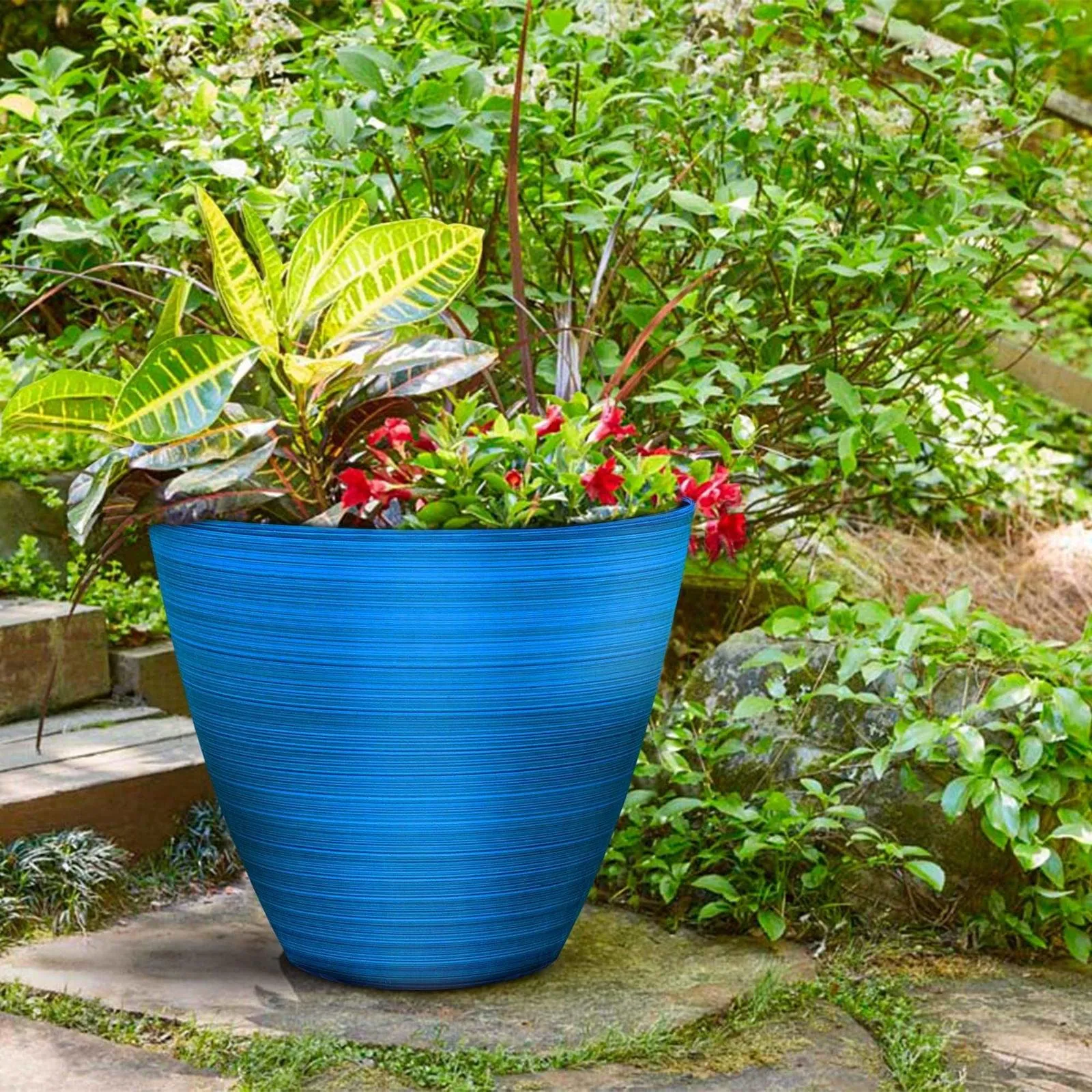 Stylish Glossy Outdoor Flower Pots (Pack of 2)