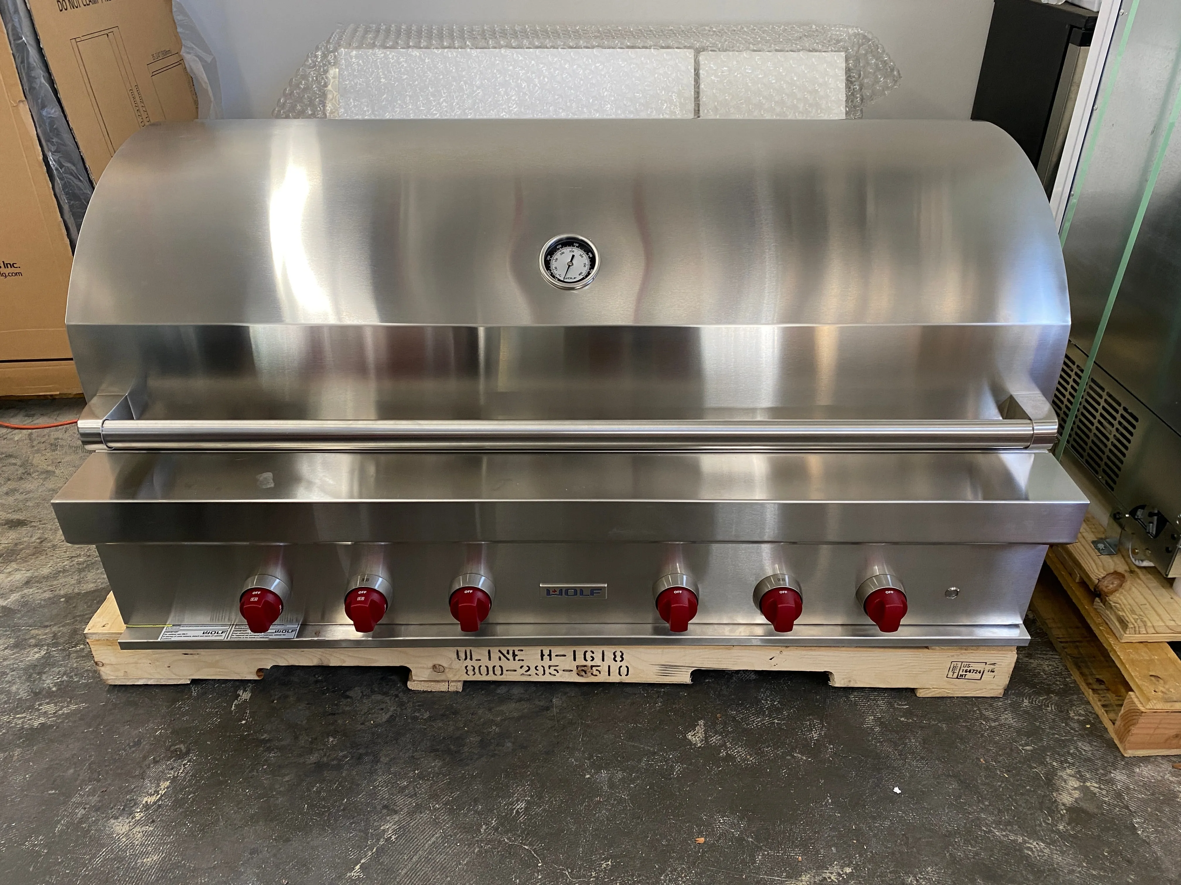 Wolf OG54 54 Inch Built-in Gas Grill with 25,500 BTU Burners, Infrared Sear Burner, Infrared Rotisserie, Ceramic Briquettes, Stainless Steel Grates and Warming Rack: Natural Gas