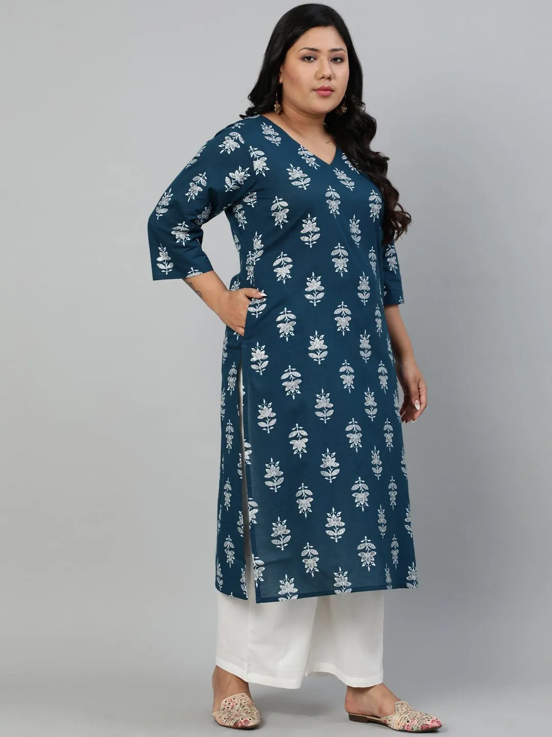 Women Teal Blue Printed Straight Kurta With V Neck & Three Quarters Sleeves